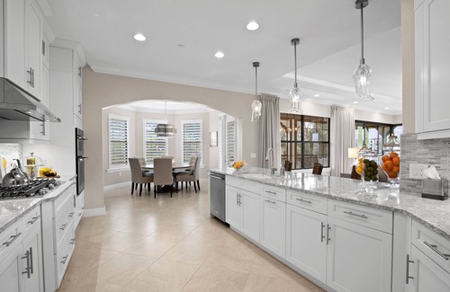 Tuscany Reserve Condominio | Golfer's delight! The epitome of luxury living at Talis Park in North Naples.