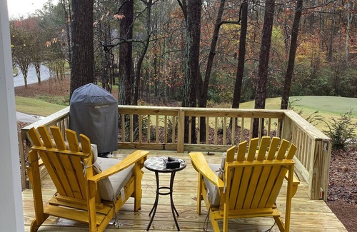 Dacula Apartamento | Golfer’s Dream Getaway