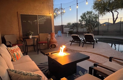 San Tan Valley Casa | Golfer's Paradise!!!-On Johnson Ranch Golf Course with pool!