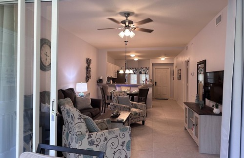 Ole Condominio | Golfer's Paradise in Naples, FL. 2/2 is located in the heart of Lely Golf Resort