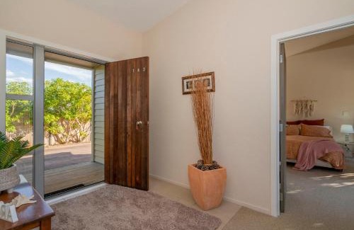 Matarangi Casa | Golfers and Beach Lovers Dream - Matarangi House