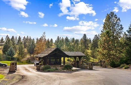 Eureka Cabaña | Golfers Cottage at The Wilderness Club w/hot tub
