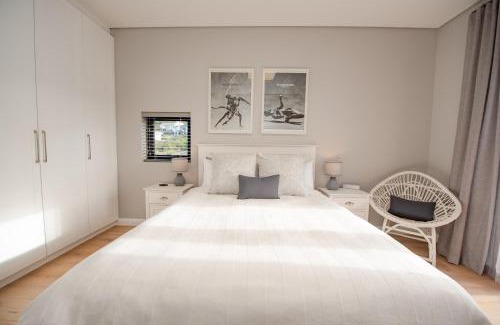 Knysna Villa | Golfers Nest. 4 Bedroom Villa.