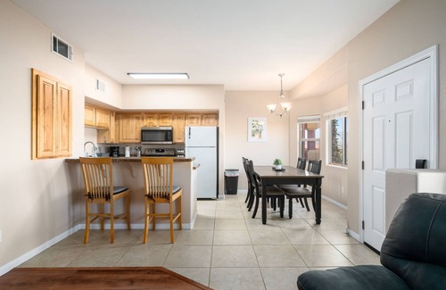 Mesquite Condominio | Golfers Paradise - Charming 2-bedroom condo with AC and fitness room in Mesquite