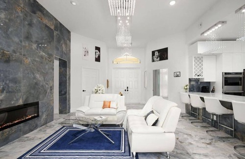 Lakefield South Casa | Golfers Paradise Manor