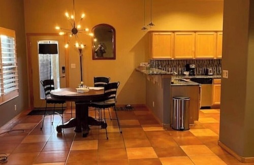 Elephant Butte Casa | Golfers Paradise - free round of golf for 2 included.