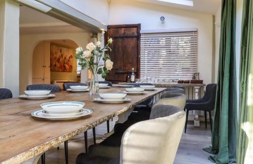 Abbess Roding Casa | Golford Cottage