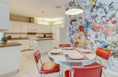 Weston Casa | Golfview 2 - lakeside & private pool