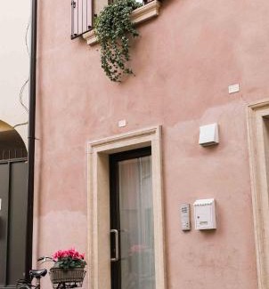 Valeggio sul Mincio Apartamento | GOMES COMFORT HOUSE