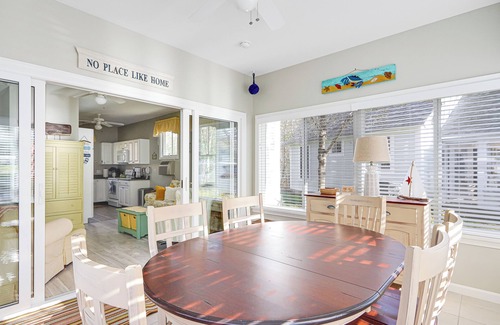 Summer Village Cabaña | "Gone Coastal" Cozy 2-bedroom cottage in Summer Village