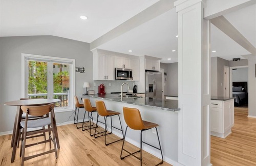 Quail Ridge Casa | Gone Coastal LKG | Great Location | Freshly Renovated