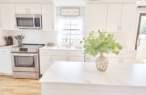 Sunset Beach Casa | "Gone Coastal" - Renovated home close to beach, golf, fishing, and Calabash.