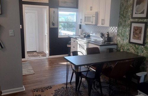 Lanark Village Condominio | Gone Fishing 2, Close to Coast Cottage