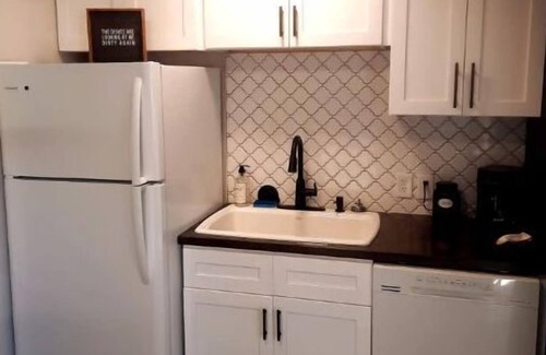 Lanark Village Condominio | Gone Fishing 2, Close to Coast Cottage