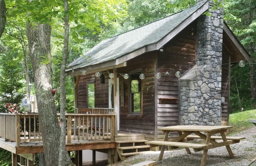 Check Cabina | Gone Fishing & Zipline Retreat