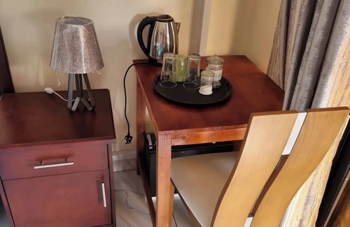 Harare East Casa | Gono Compound 1 - B&B with Queen bed