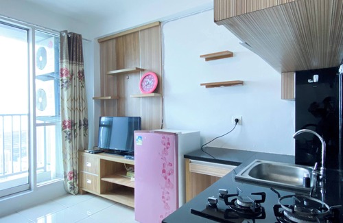 Kayu Putih Apartamento | Good Deal And Homey 1Br Tifolia Apartment