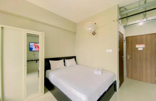 Kedungmanggu Apartamento | Good Deal and Homey Studio at Royal Sentul Park Apartment By Travelio