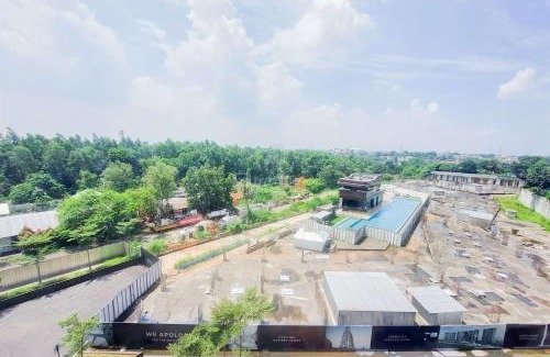 Pamulang Apartamento | Good Deal Studio at The Parc South City Apartment By Travelio