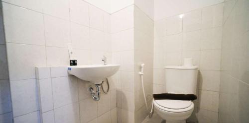 Sidoarjo Apartamento | Good Location and Best Deals Studio Apartment at Suncity Residence By Travelio