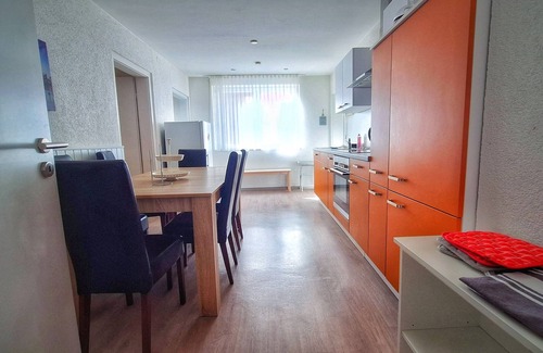Neuried Apartamento | Good prices Good travel, 4 bedrooms and 2 bathrooms on 130sqm