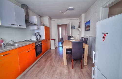 Neuried Apartamento | Good prices Good travel, 4 bedrooms and 2 bathrooms on 130sqm