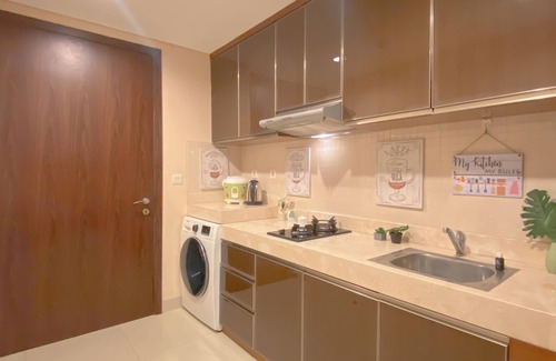 Cilandak Apartamento | Good Studio Room At Kemang Village Apartment