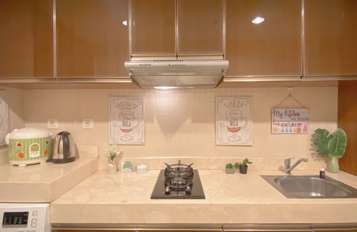 Cilandak Apartamento | Good Studio Room At Kemang Village Apartment