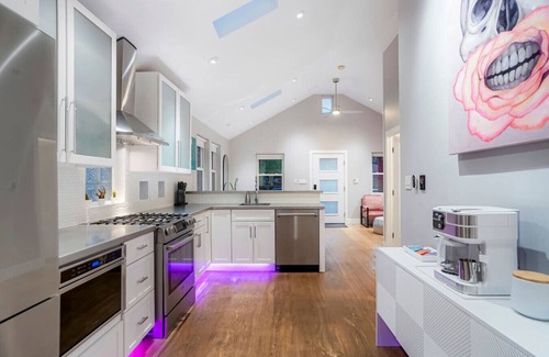 Barnum Apartamento | Good Vibe Tribe-2 Mi DT-Hot Tub-K Bed-Pet Friendly