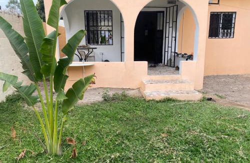 Brufut Casa | Good Vibes Guesthouse