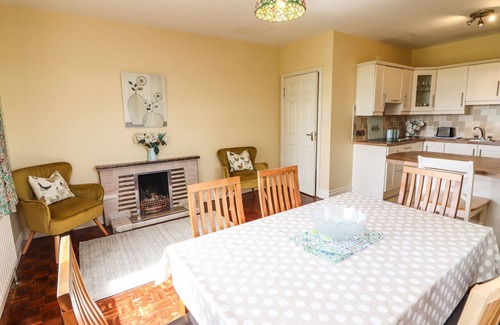 Spanish Point Cabaña | GOODLANDS COTTAGE, pet friendly in Miltown Malbay, County Clare