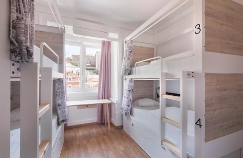 Baixa Hostal | Goodmorning Solo Traveller Hostel