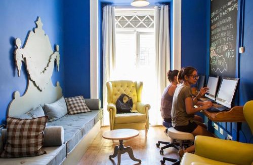 Baixa Hostal | Goodmorning Solo Traveller Hostel