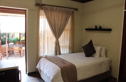 Bedfordview Casa | Goodnight Guest Lodge