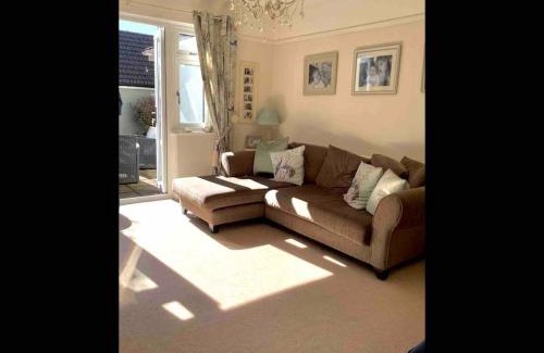 Chichester Casa | Goodwood FOS 5 Minutes Chichester Sleeps 8