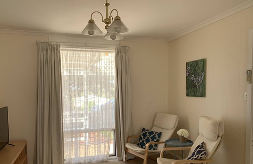 Goolwa Beach Casa | Goolwa Wine Time on Rosemary - 3-4 bedroom shack