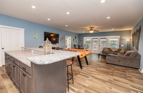 Wise Casa | Goose Island Retreat at Lake Gaston