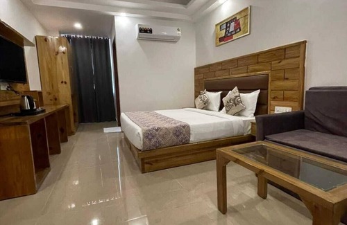 Tapovan Hotel | Goraksh Evana