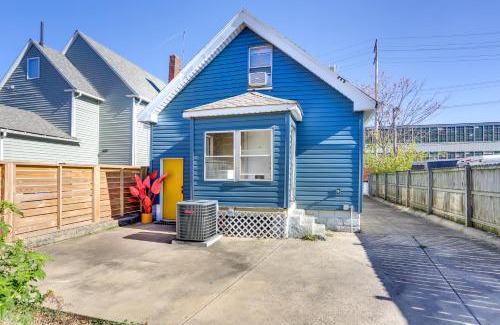 Detroit - Shoreway Apartamento | Gordon Square Studio about 4 Mi to Downtown Cleveland!