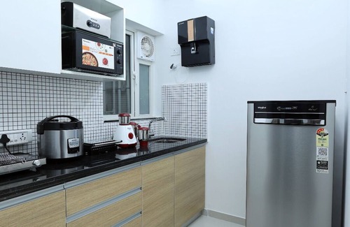Malad East Apartamento | Goregaon Exhibition 2 BHK- Perfect Business Stay