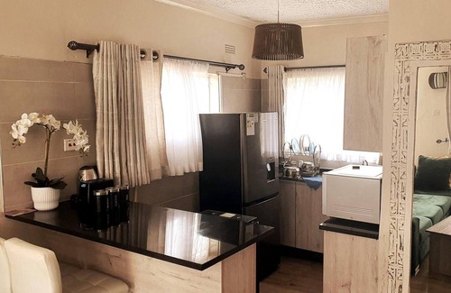 Harare Apartamento | Gorgeous 1-bed Apartment in Harare