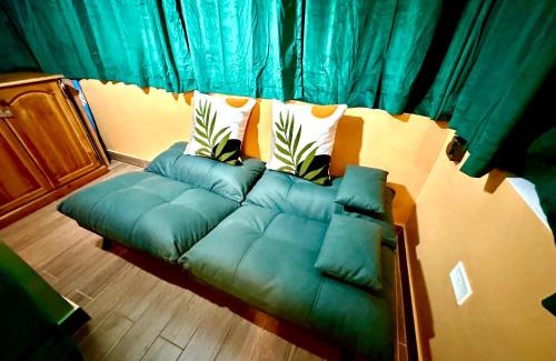 Orange Bay Apartamento | Gorgeous 1 Bedroom Gem at Negril 7Miles Beach Point Village