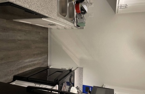 San Pablo Condominio | Gorgeous 1bd 1bath condominium located in San Pablo near Hiltop Mall