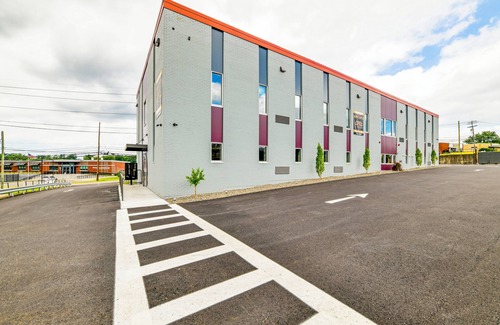 Binghamton Apartamento | Gorgeous 1BR Hurpur View w/5 star finishes