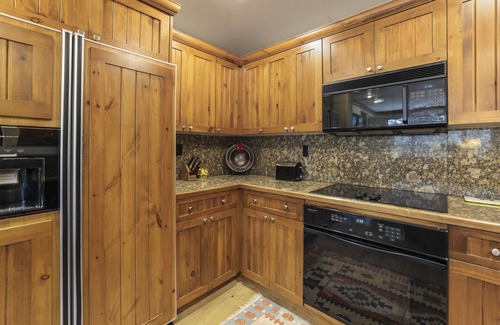 Beaver Creek Condominio | Gorgeous 2 Bd With Lift View In Beaver Creek 2 Bedroom Condo by RedAwning