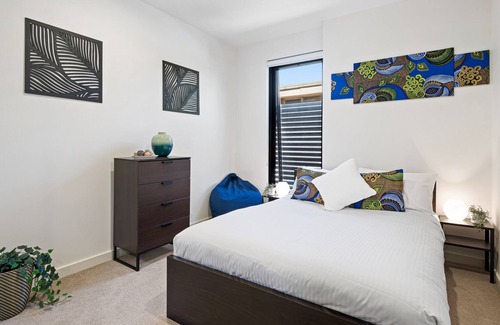 Carnegie Apartamento | Gorgeous 2-Bed Apartment Near Retail and Transport