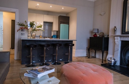 Brighton City Centre Apartamento | Gorgeous 2-bed Apartment With Patio
