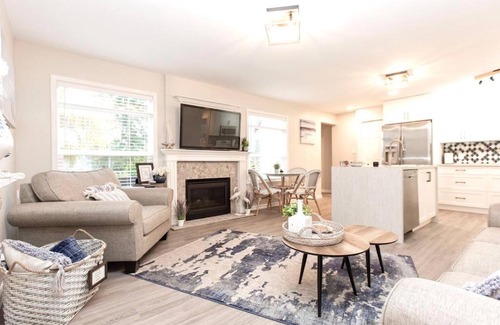Victoria Apartamento | Gorgeous 2 Bedroom Cottage by the City