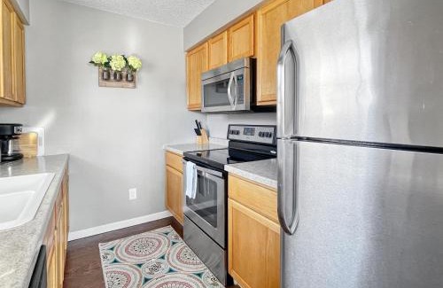 Clive Casa | Gorgeous 2br Clive Duplex Wfireplace
