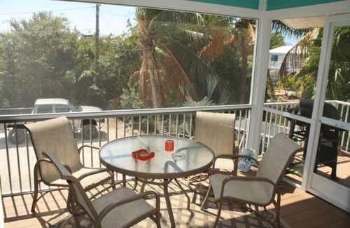 Ramrod Key Casa | Gorgeous 3 Bedroom 2 Bath Canal Front Home With Great Boating